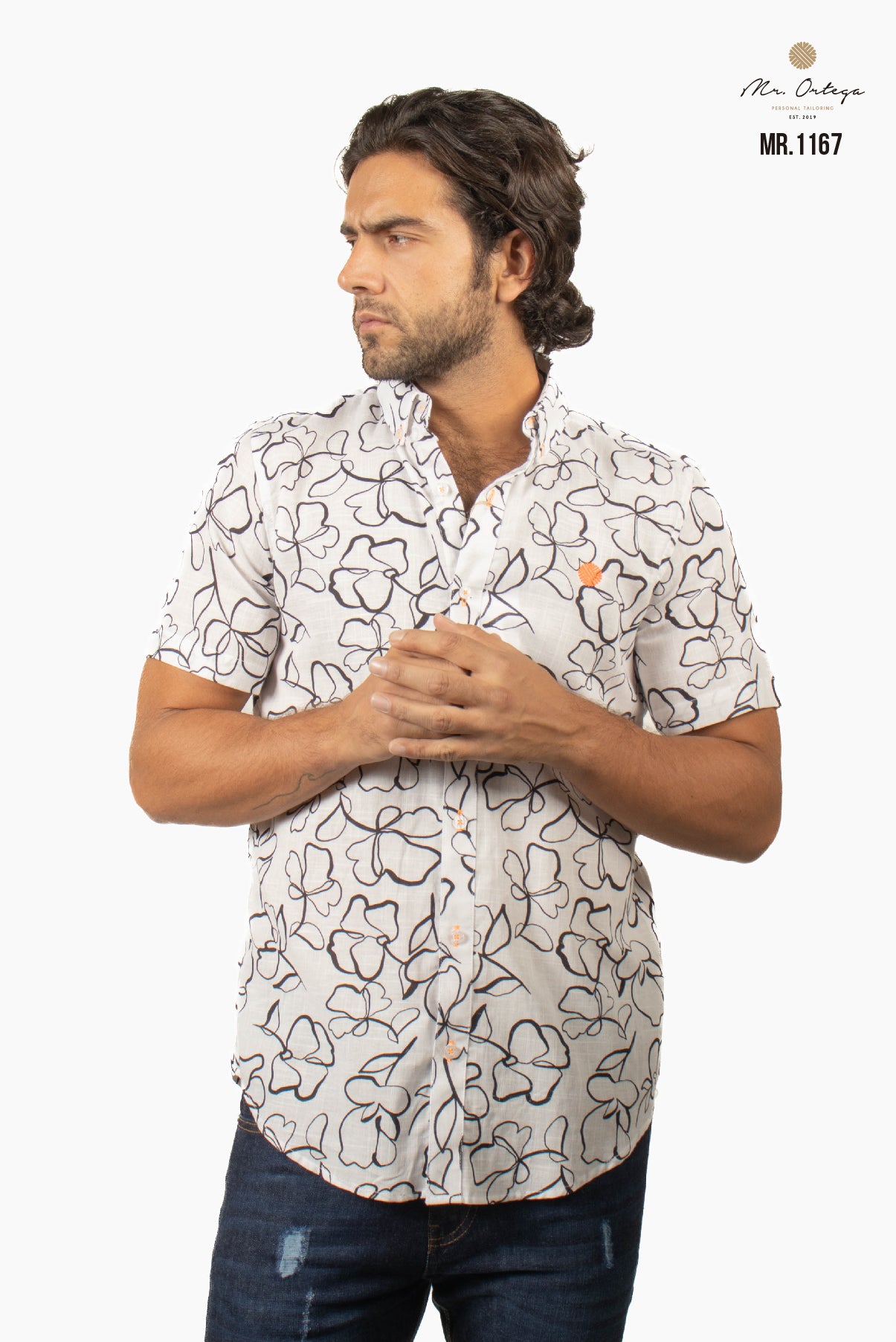 CAMISA BLANCA FLORES NEGRAS
