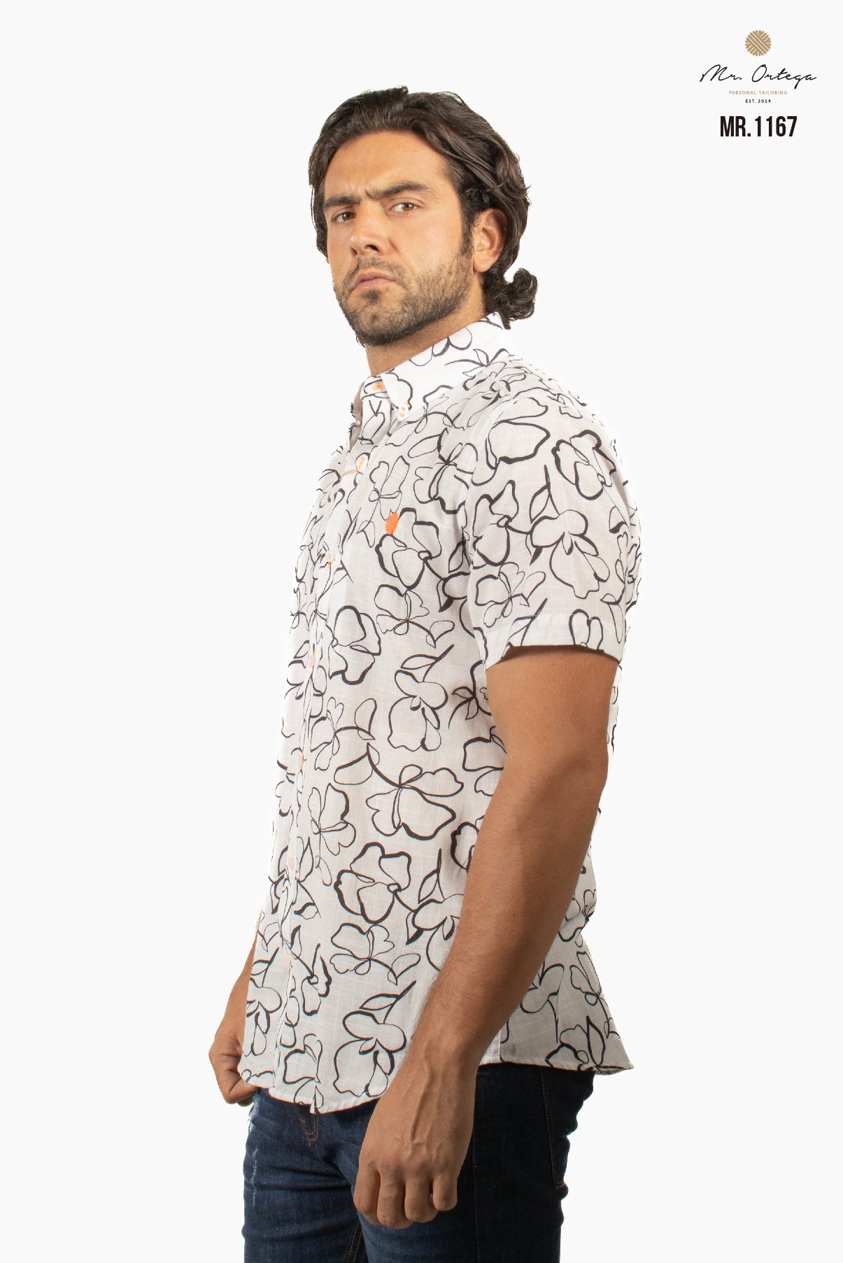 CAMISA BLANCA FLORES NEGRAS