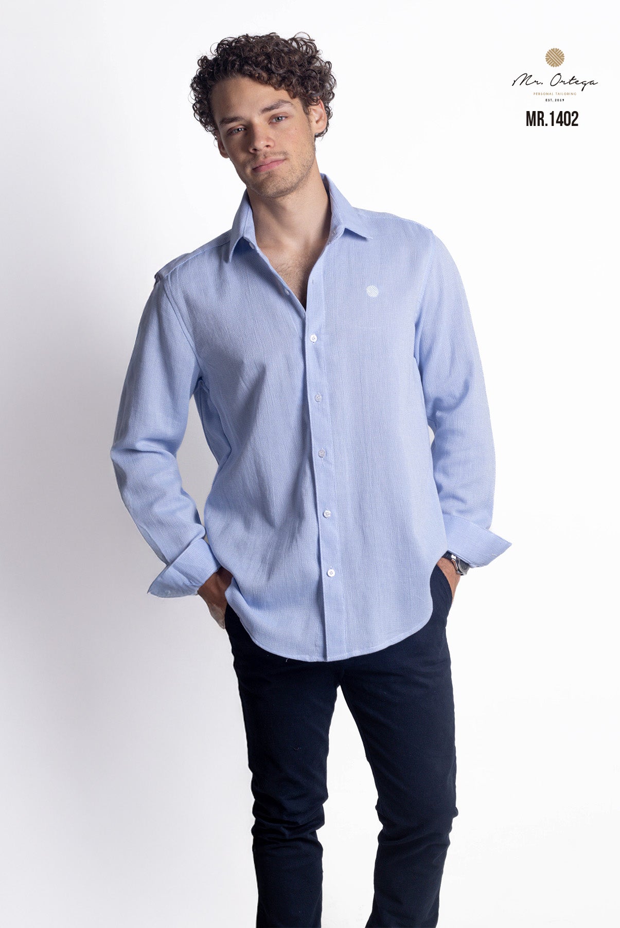 CAMISA LISA AZUL CLARO