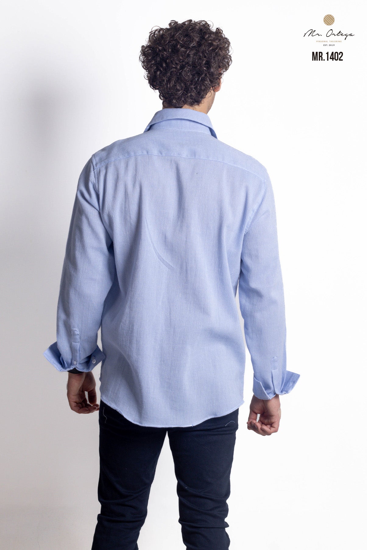 CAMISA LISA AZUL CLARO