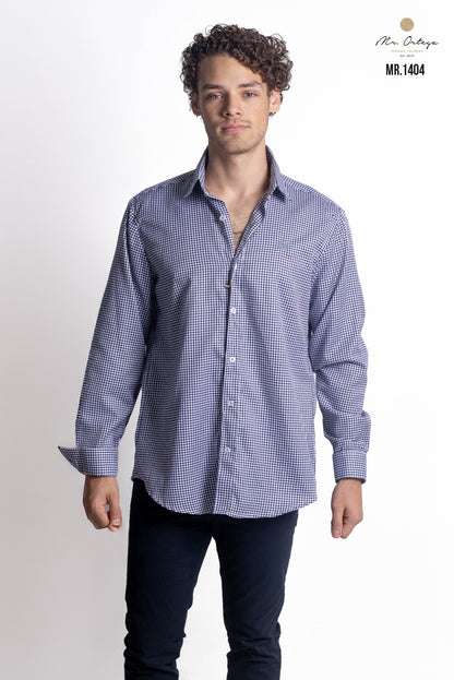 CAMISA BLANCA FIGURAS AZUL MARINO