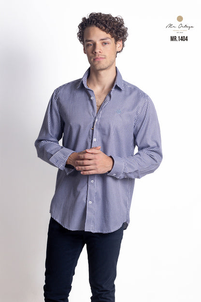 CAMISA BLANCA FIGURAS AZUL MARINO