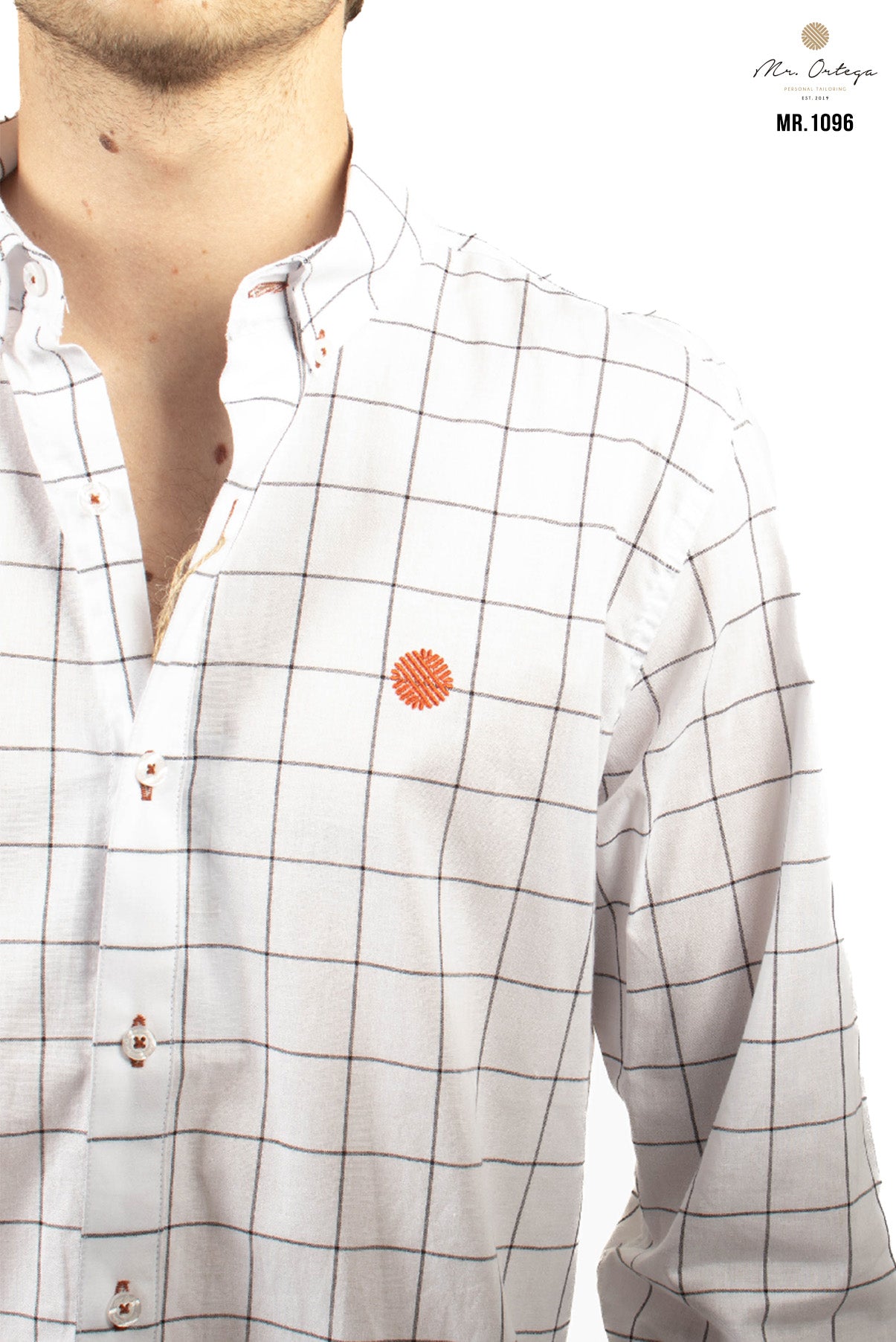 CAMISA BLANCA CUADROS NEGROS