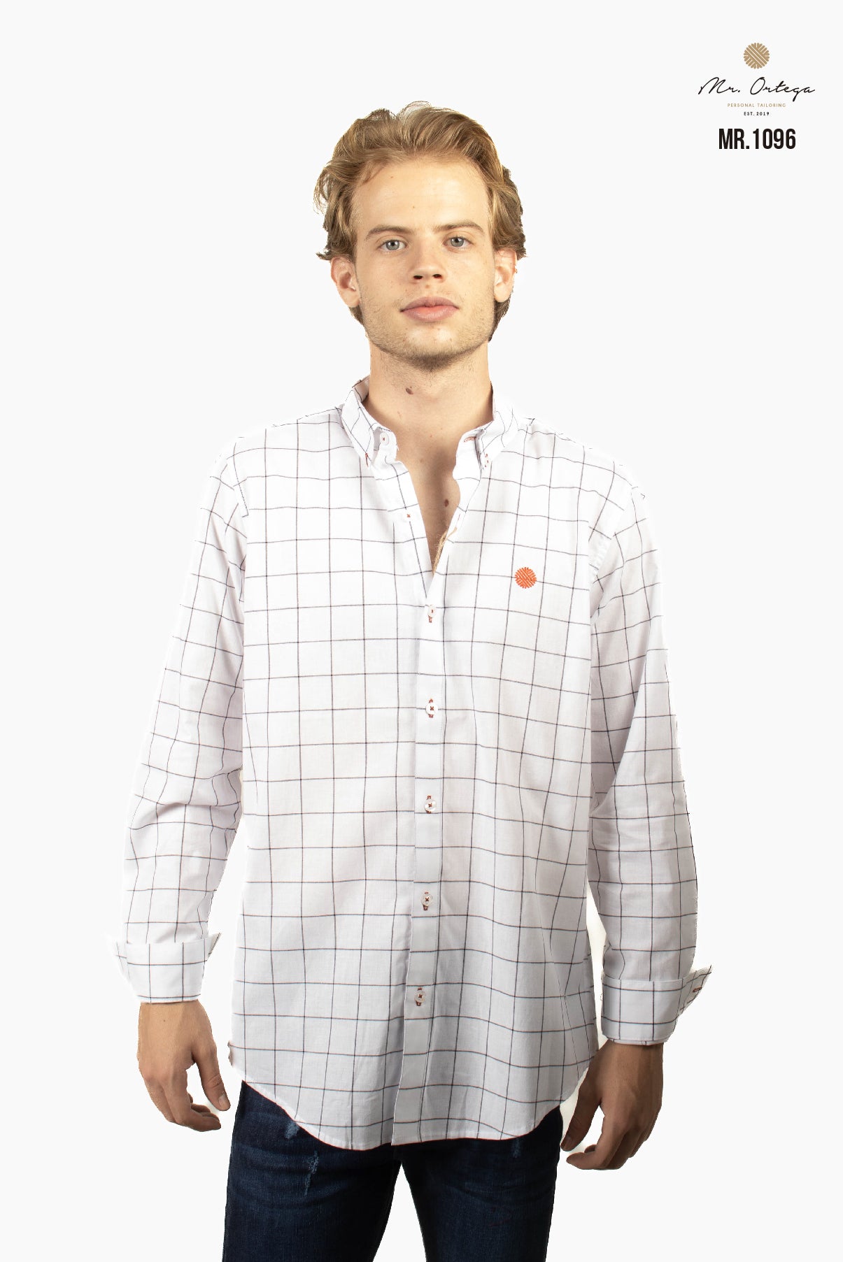 CAMISA BLANCA CUADROS NEGROS