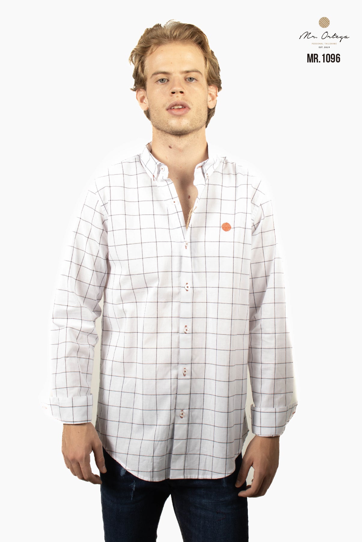 CAMISA BLANCA CUADROS NEGROS