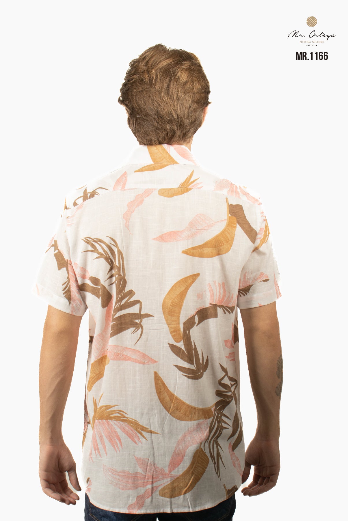CAMISA BLANCA HOJAS ROSA Y CAFÉ