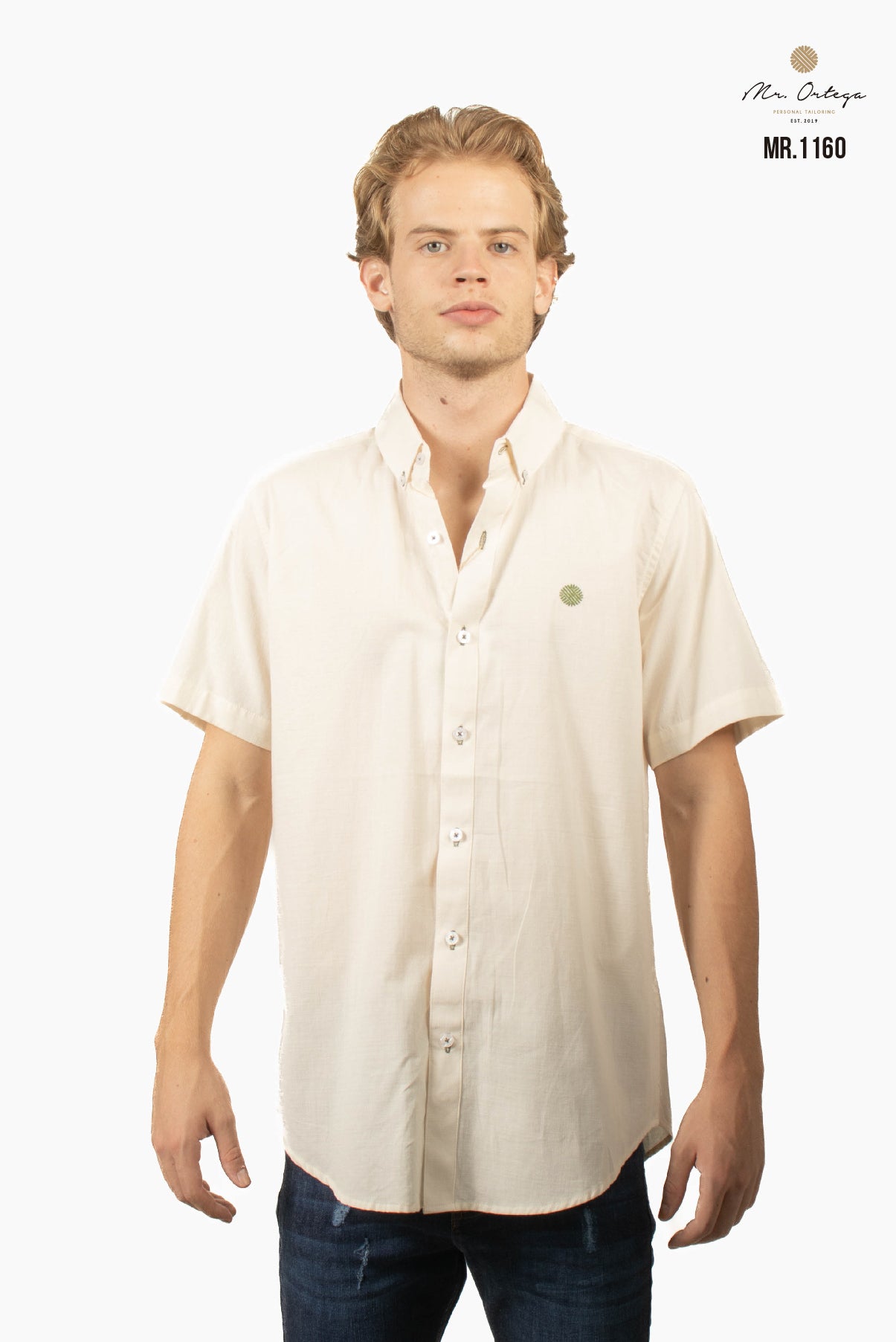 CAMISA LISA BEIGE MANGA CORTA LOGOTIPO OLIVO