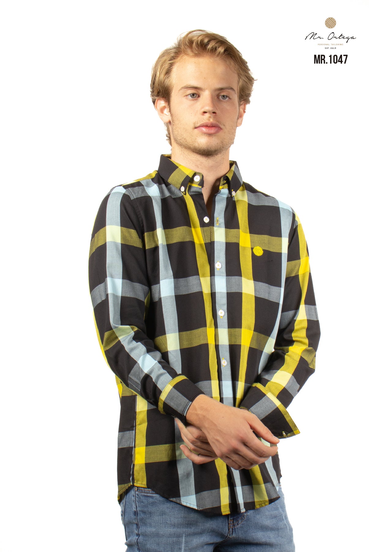 CAMISA NEGRA CUADROS AMARILLO Y BLANCO