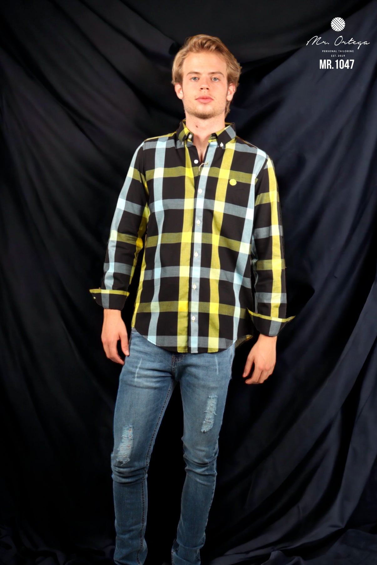 CAMISA NEGRA CUADROS AMARILLO Y BLANCO