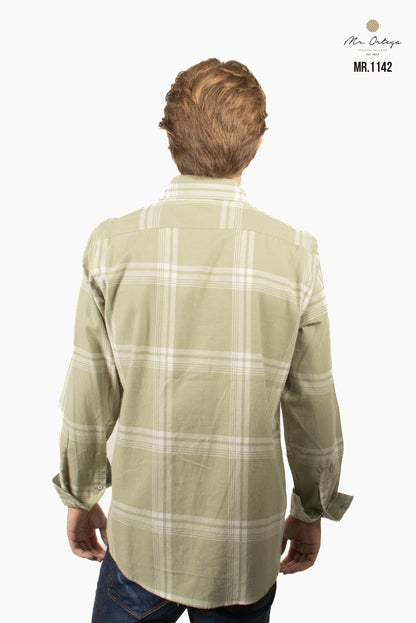 CAMISA VERDE CLARO FRANJAS BLANCAS