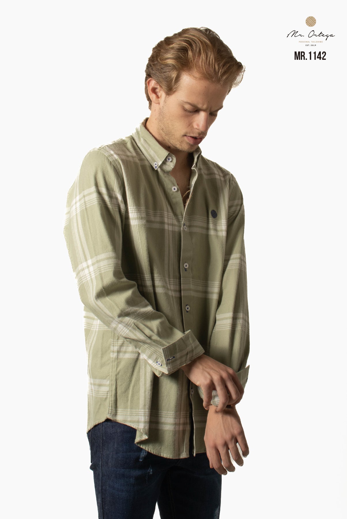 CAMISA VERDE CLARO FRANJAS BLANCAS