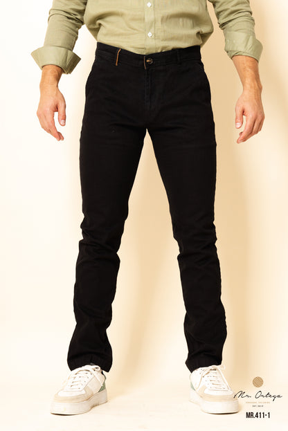 PANTALÓN GABARDINA NEGRO CORTE REGULAR