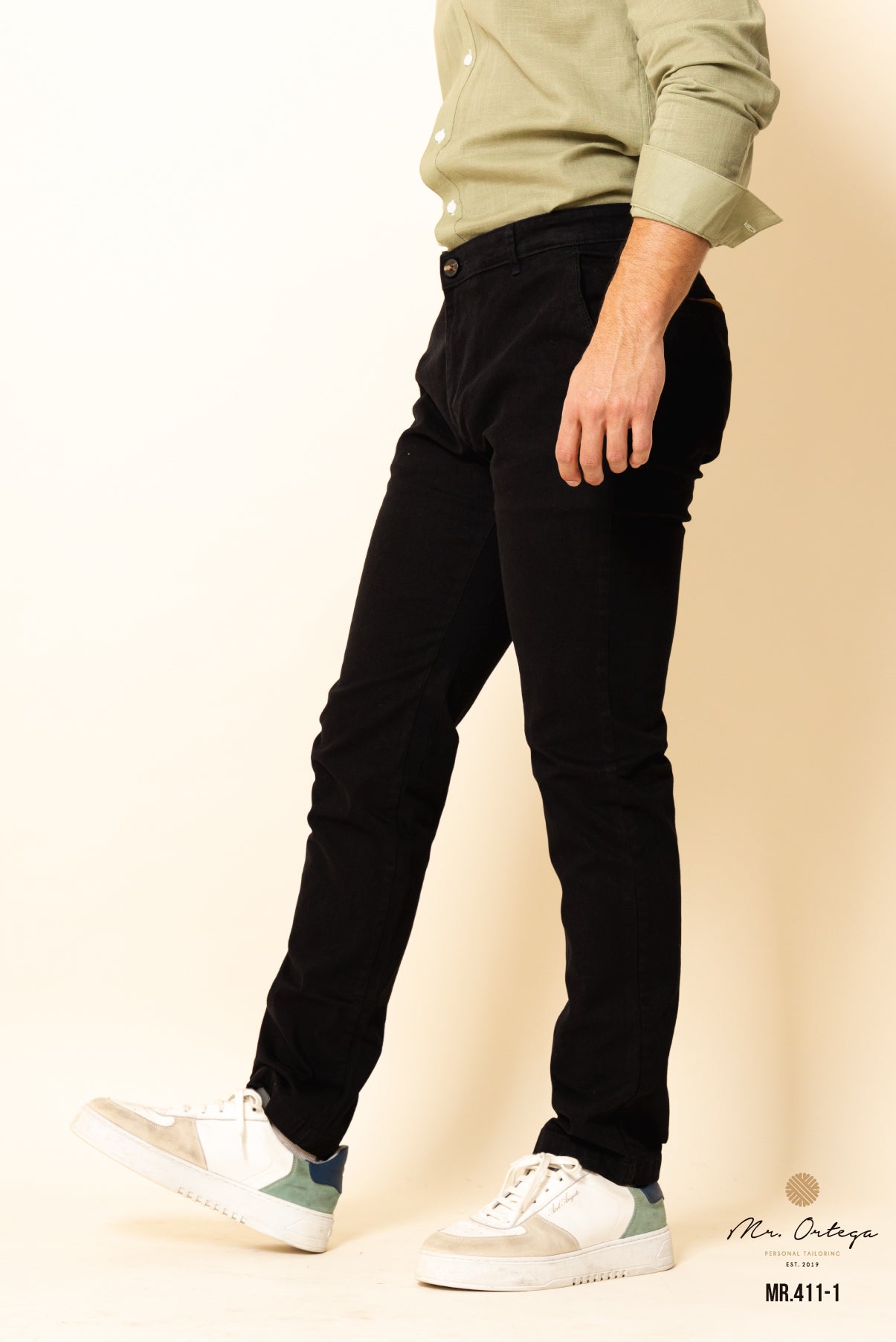 PANTALÓN GABARDINA NEGRO CORTE REGULAR